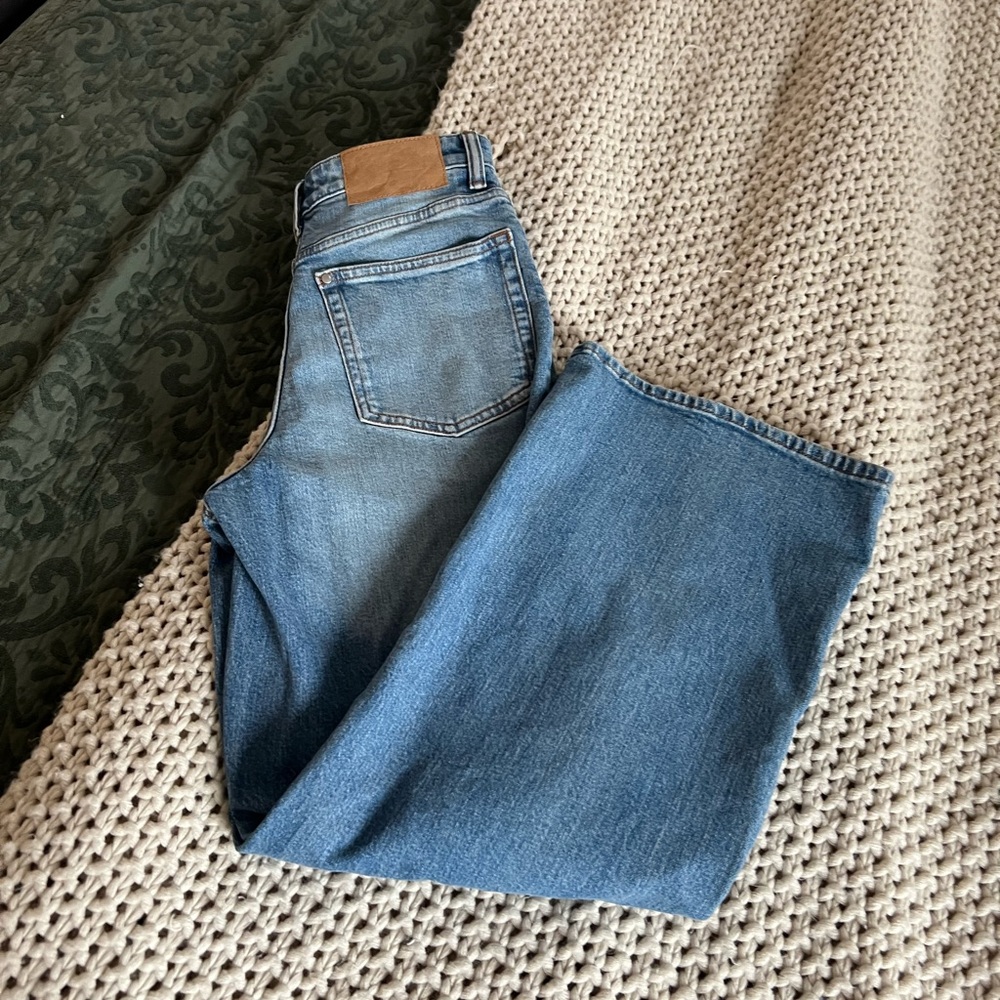 H&M Light Blue Straight Jeans